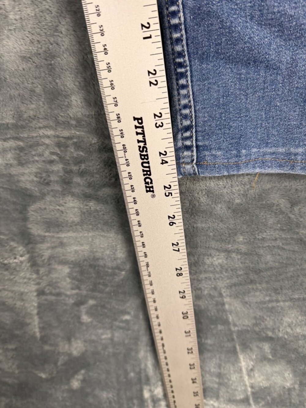 Calvin Klein Womens Mid-Rise Straight Leg Jeans Size 10 Medium Wash - Picture 9 of 10